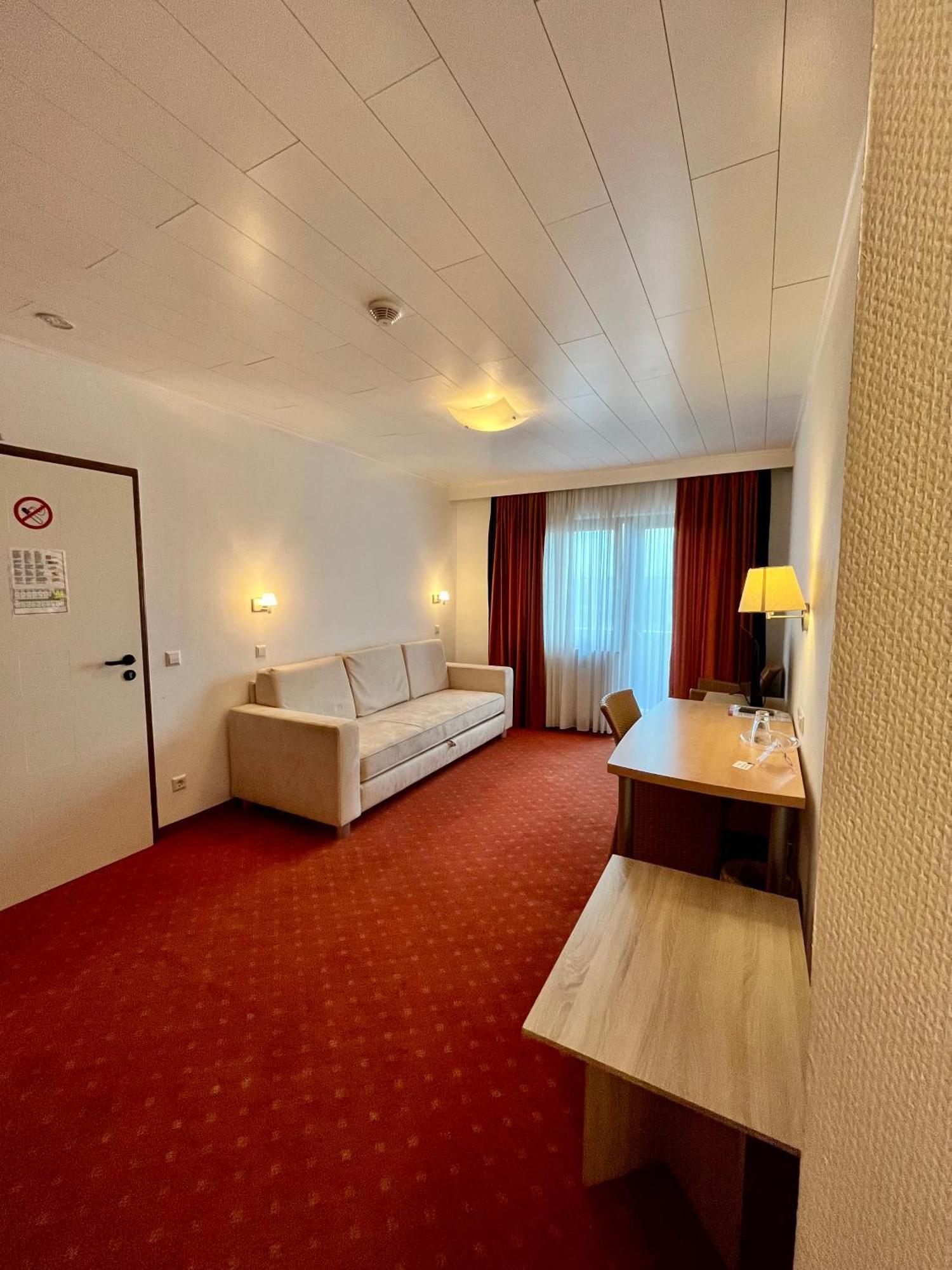 Terra Ventura Hotel Gondorf Ngoại thất bức ảnh